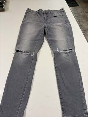 Athleta Sculptek Skinny Distressed Jeans Grey Wash Size 12